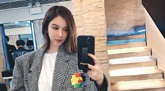 “放过”薛之谦后！李雨桐终于活成了自己想要的样子！